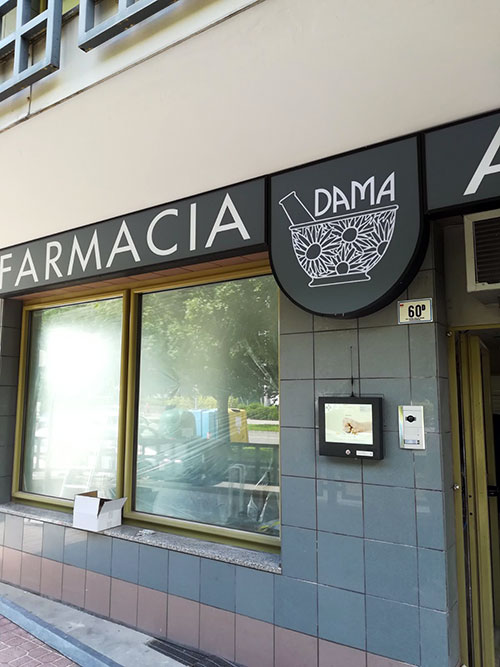 Farmacia Dama - Bolzano - Insegna Farmagosta