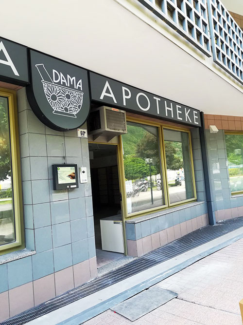 Farmacia Dama - Bolzano - Insegna Farmagosta